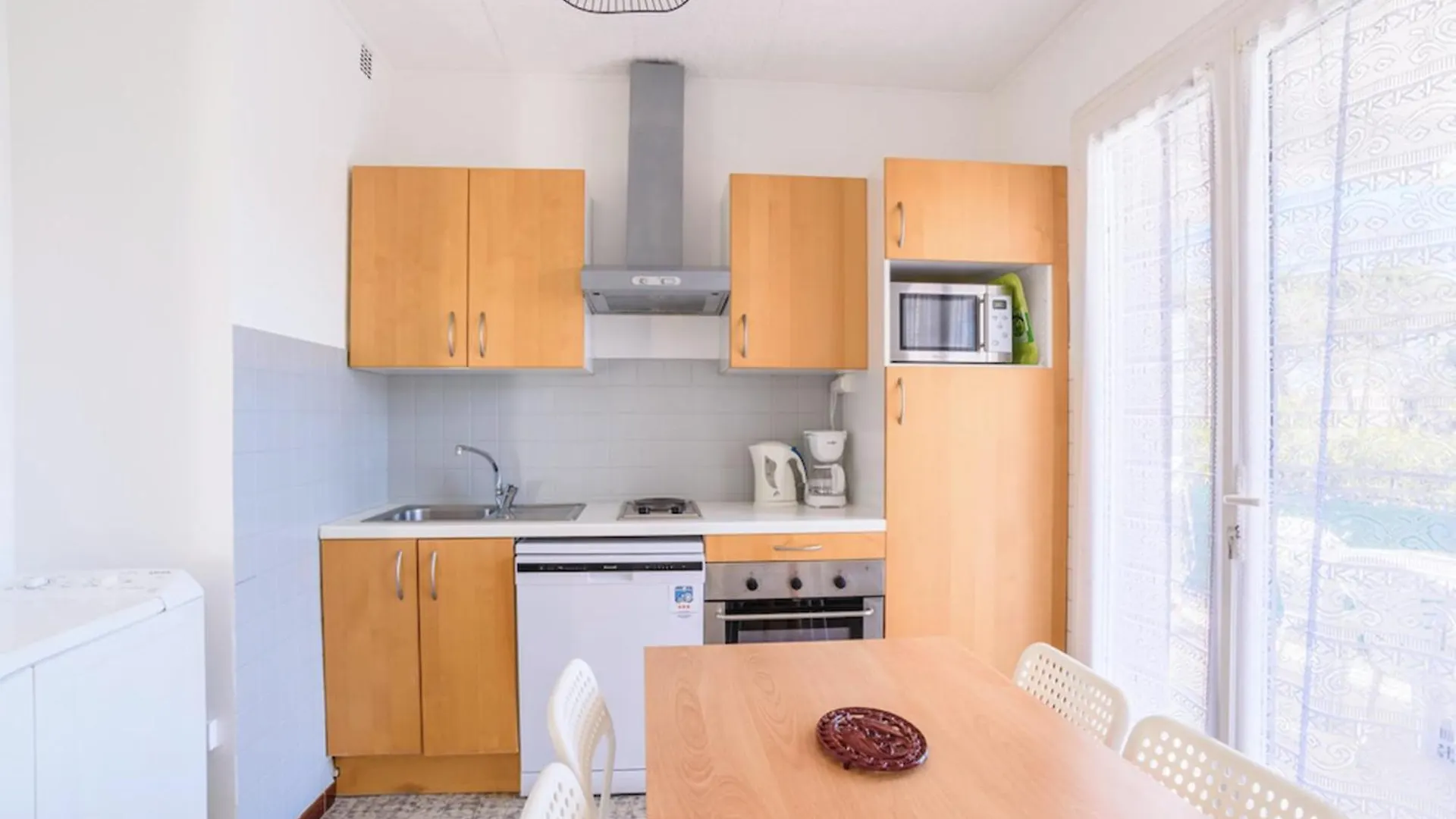 Charming Flat In Hyeres With Balcony Apartment France